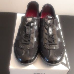 DKNY Foundation Slip On Sneaker